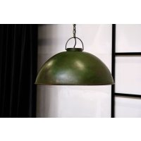 Deckenlampe im Fabrikstil grün